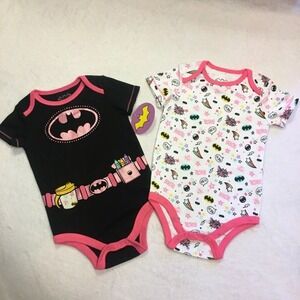 NWT Batman‎ onesies 18m